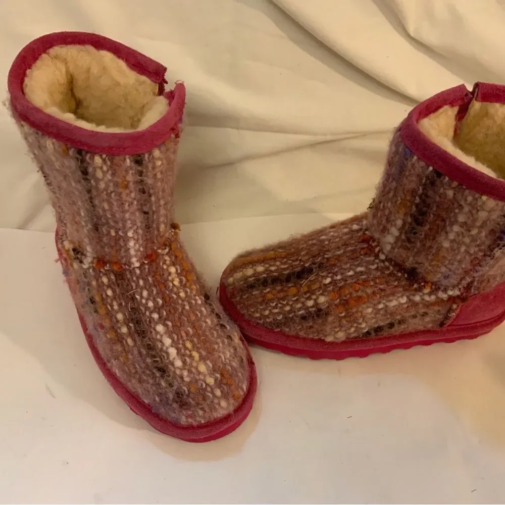 Bearpaw Toddler Elle Zipper Boots Size 12 Pink